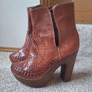 Marengo Womens Leather Mexican Zip Heeled Platform Artisan Booties Size 6.5